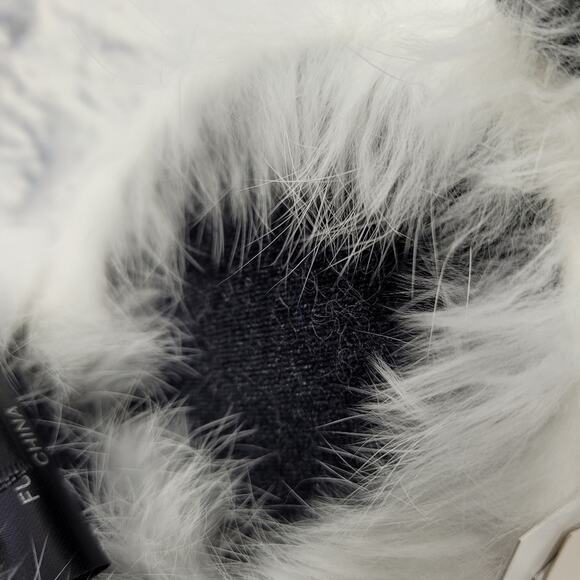 NWT Adrienne Landau Velvet Band White Earmuffs - Picture 4 of 14